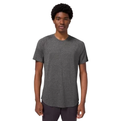 BAUER // Lululemon DRYSENSE SHORT SLEEVE TEE