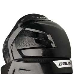 Bauer Supreme M3 Intermediate Ice Hockey Shin Guards -Hockey Shop M3 SR kneecap detail 8dcd27a3 cf27 4a75 9a95 3e6fb4913791