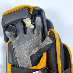 CCM Extreme Flex IV - Used Pro Stock Goalie Full Set (Black/Yellow) -Hockey Shop Photo2023 06 13 13745PM