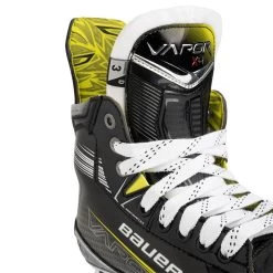 Bauer Vapor X4 Junior Ice Hockey Skates -Hockey Shop X4 JR eyelet detail