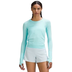 BAUER Lululemon SWIFTLY TECH LONGLSEEVE -Hockey Shop swifttechls blue 1